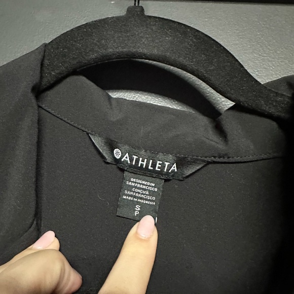 Athleta Avenue Romper Black S NWOT - Picture 3 of 4